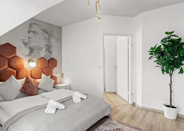 Hotel Designer Asaria *